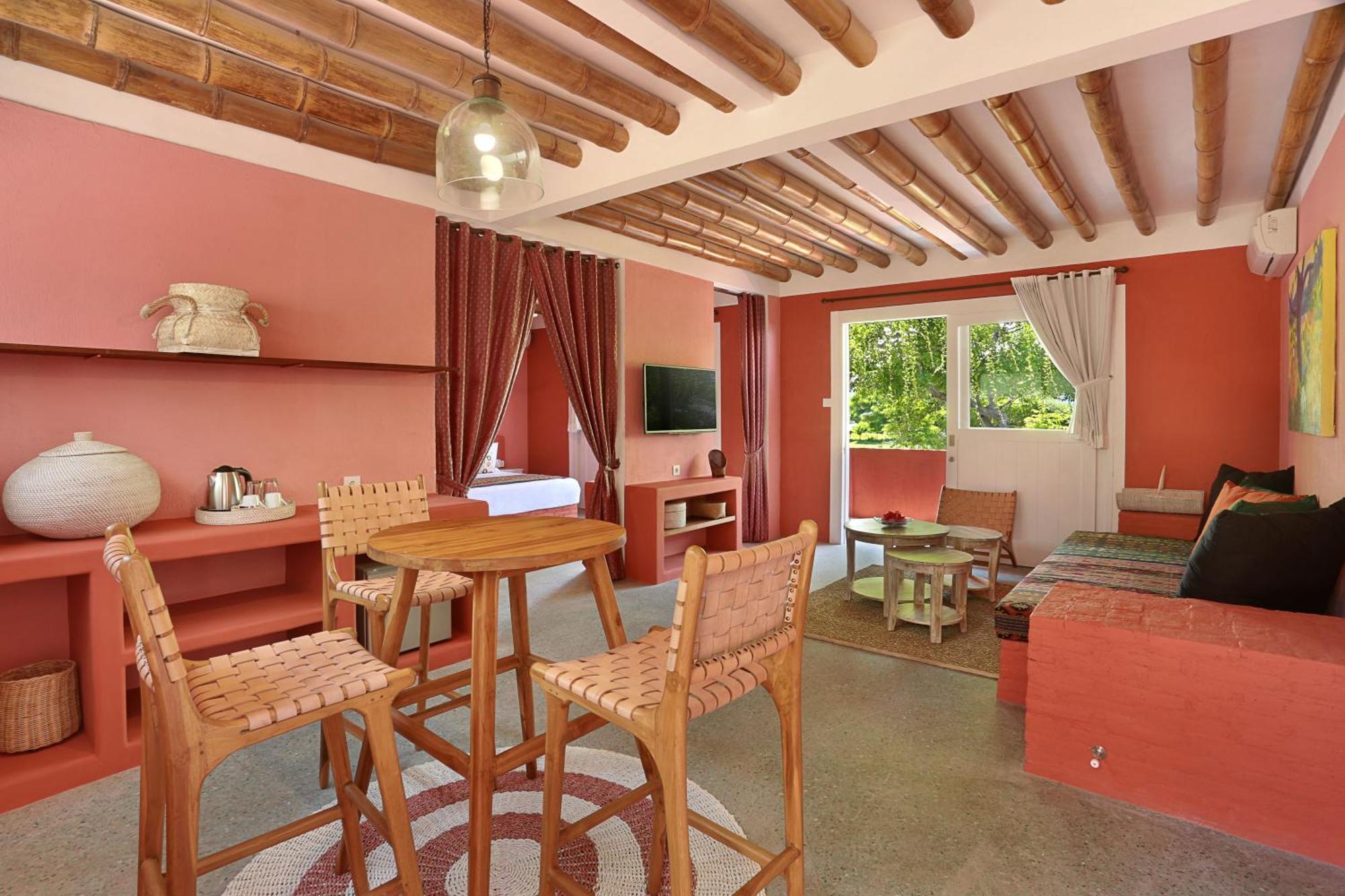 Pinkcoco Gili Trawangan - Constant Surprises - For Cool Adults Only Hotell Exteriör bild