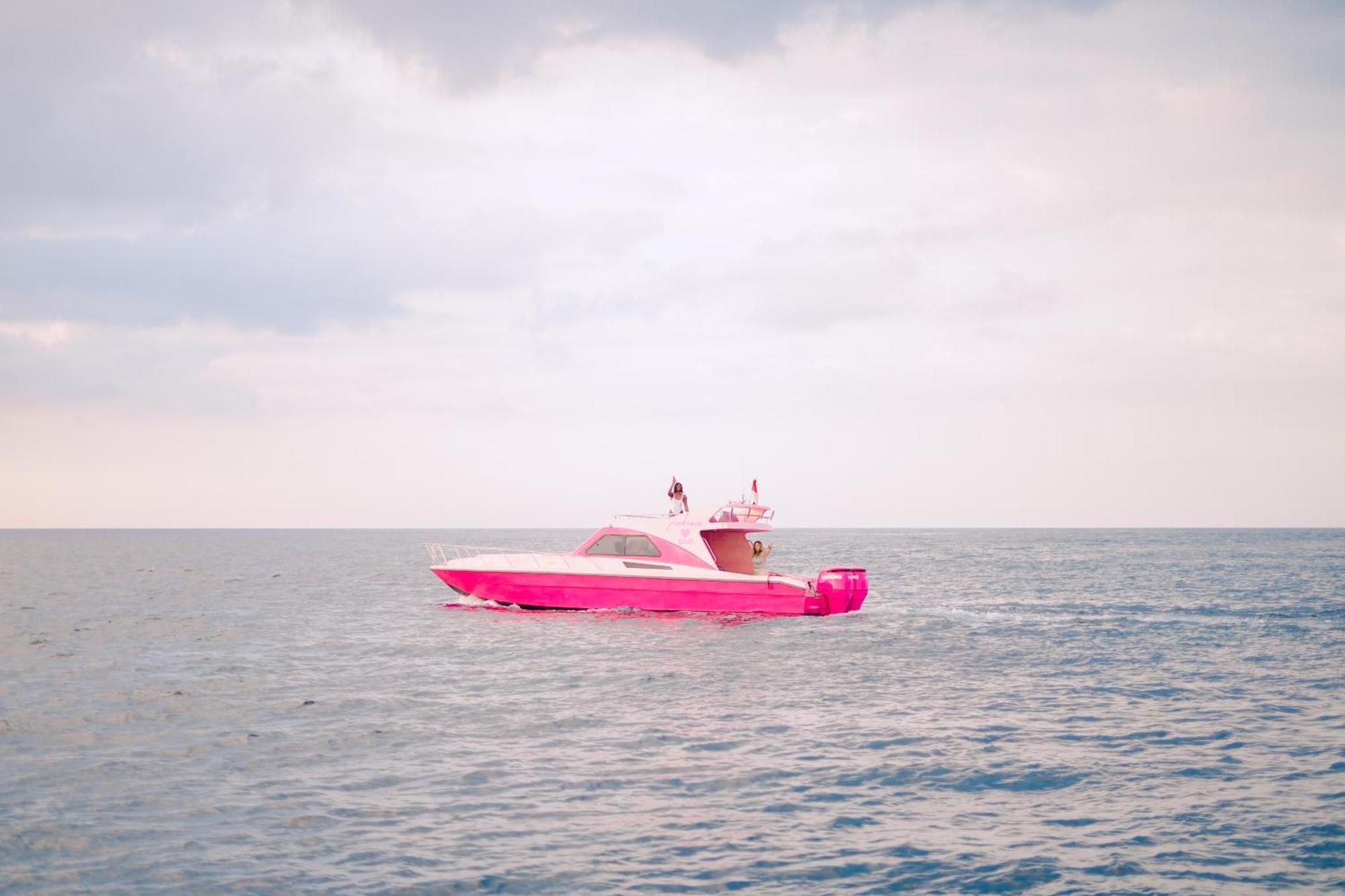Pinkcoco Gili Trawangan - Constant Surprises - For Cool Adults Only Hotell Exteriör bild