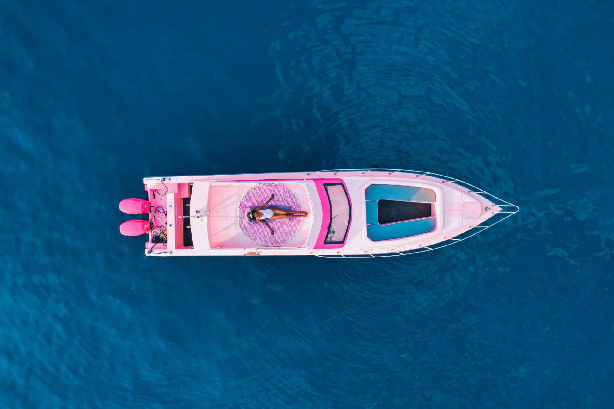 Pinkcoco Gili Trawangan - Constant Surprises - For Cool Adults Only Hotell Exteriör bild