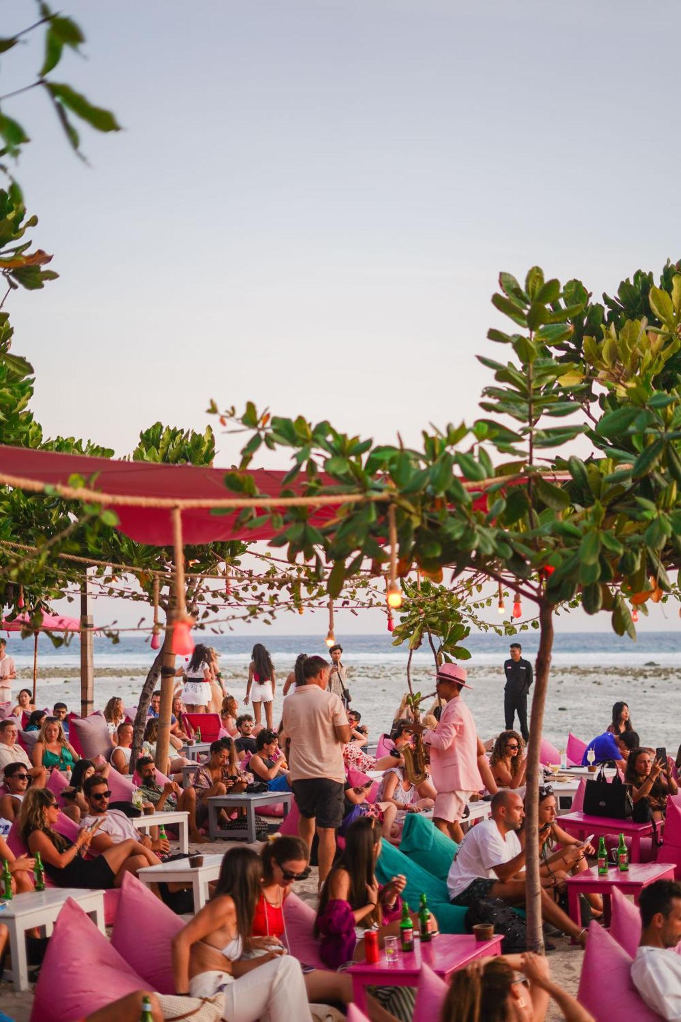 Pinkcoco Gili Trawangan - Constant Surprises - For Cool Adults Only Hotell Exteriör bild