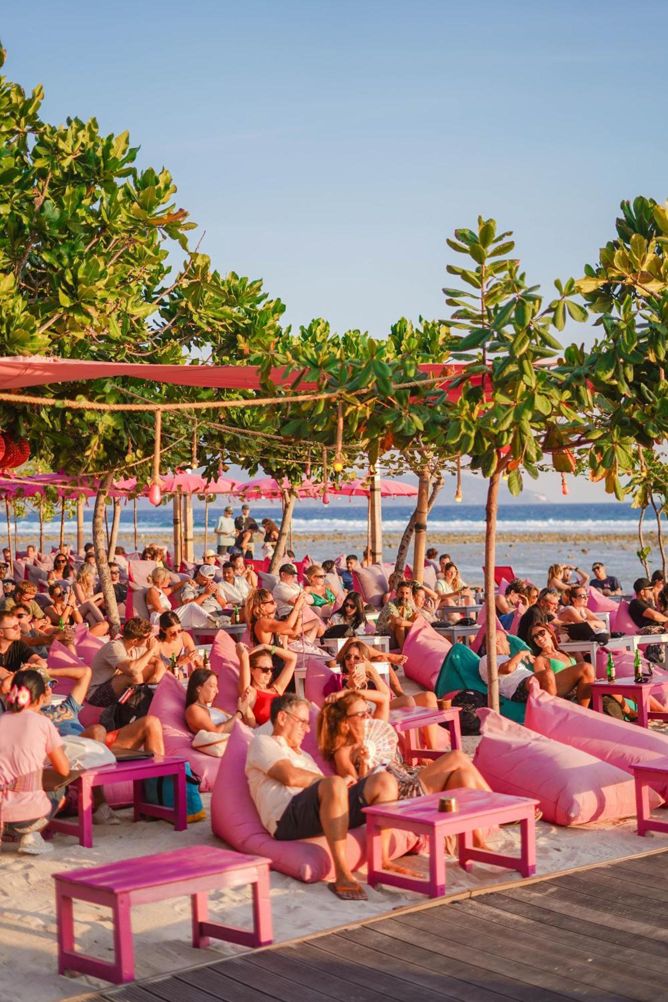Pinkcoco Gili Trawangan - Constant Surprises - For Cool Adults Only Hotell Exteriör bild