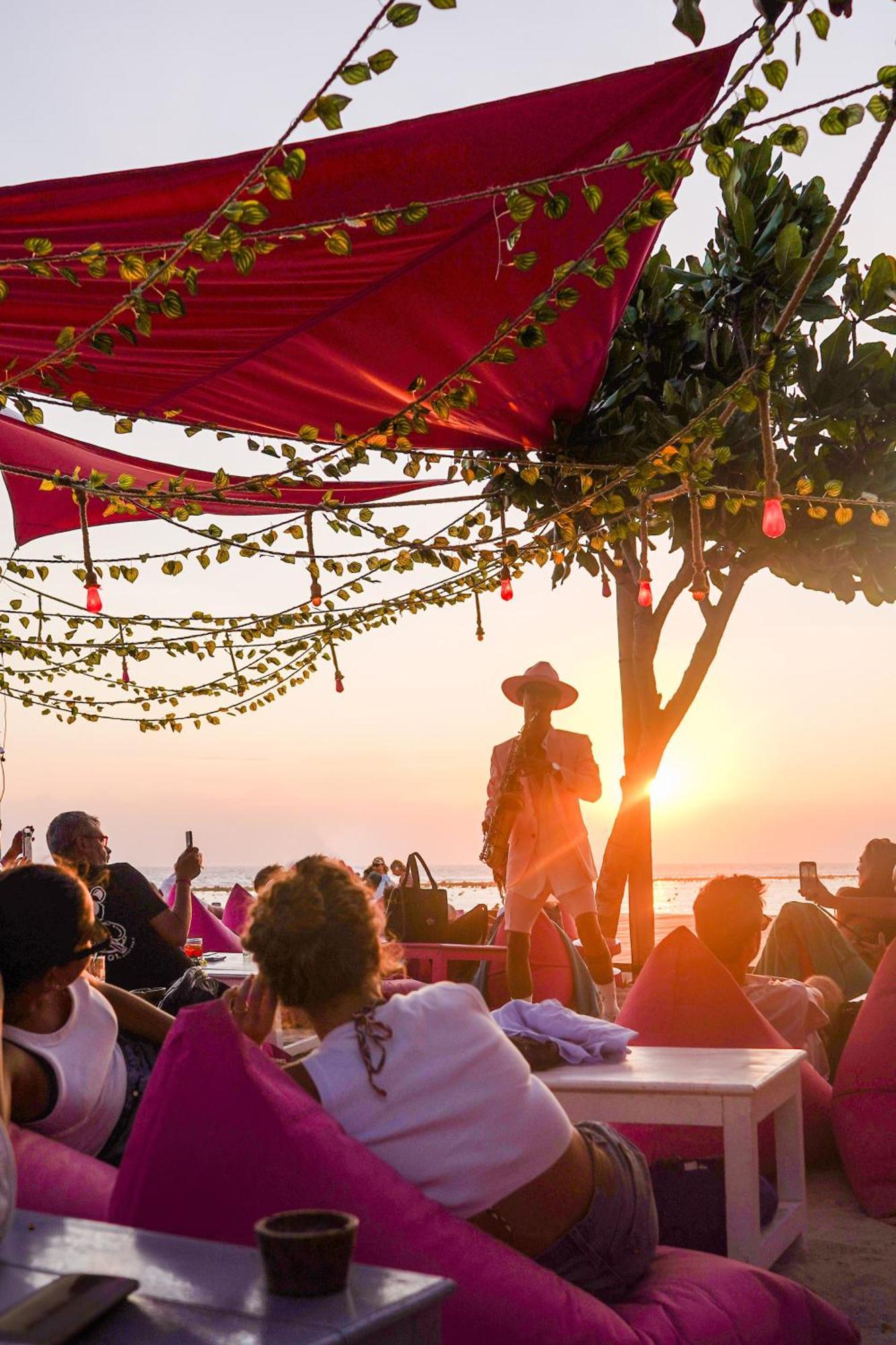 Pinkcoco Gili Trawangan - Constant Surprises - For Cool Adults Only Hotell Exteriör bild